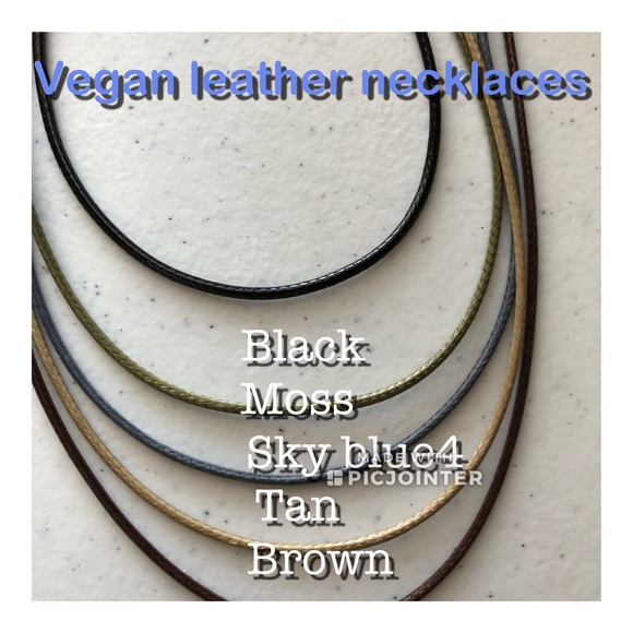 Vegan leather cord with filagree style leaf charm - Picture 2 of 3